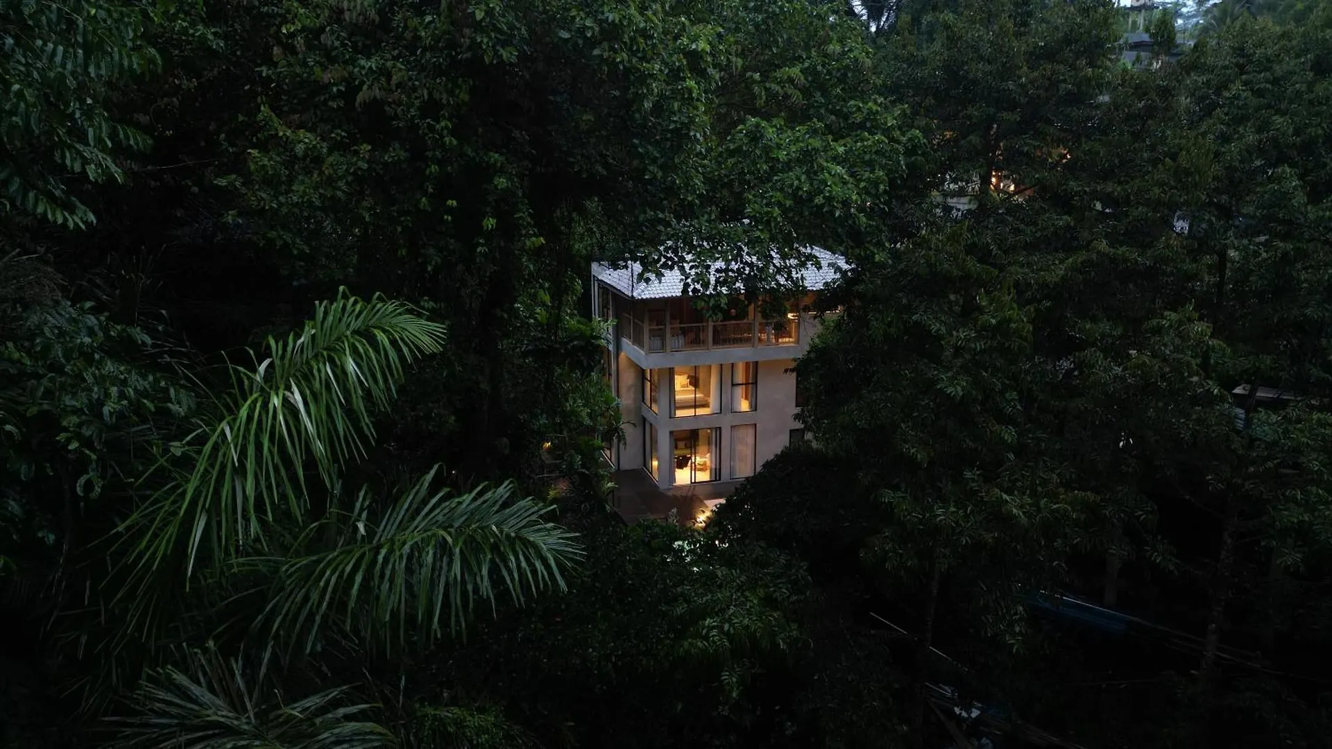 Bamboolina Jungle Villa Unique Art&River Access Ubud